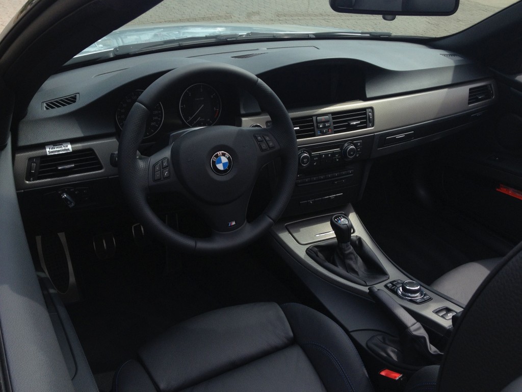 Der Innenraum des BMW 320d Cabrios